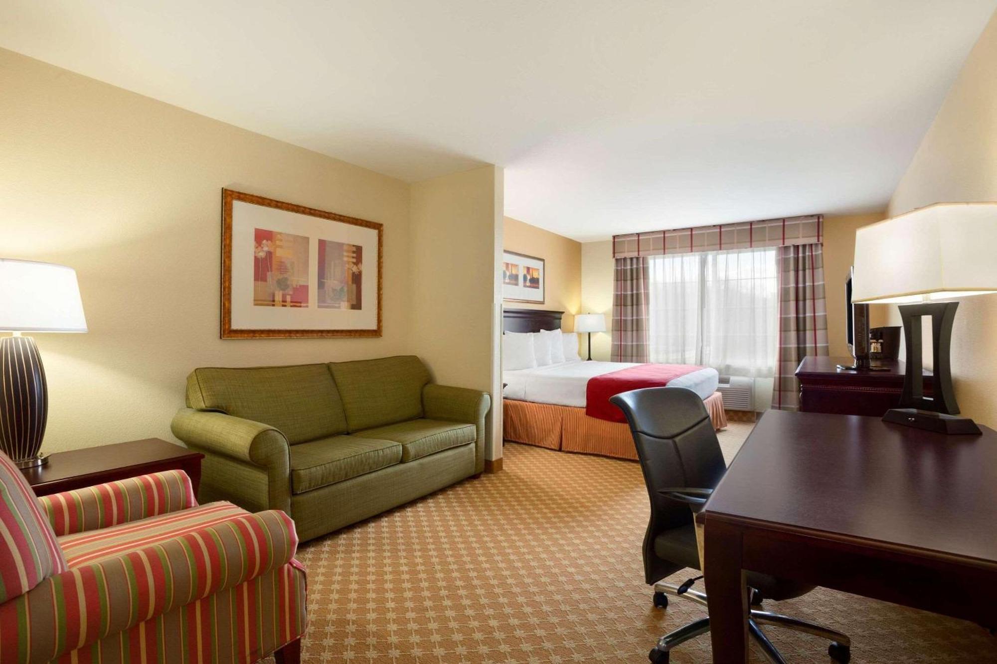 Country Inn & Suites By Radisson, Washington At Meadowlands, Pa Eksteriør billede